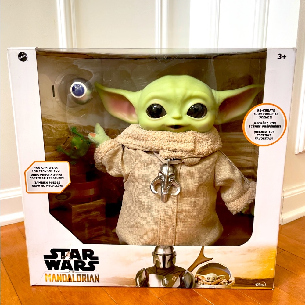 COPY - Star Wars Grogu, The Child 11" Bundle